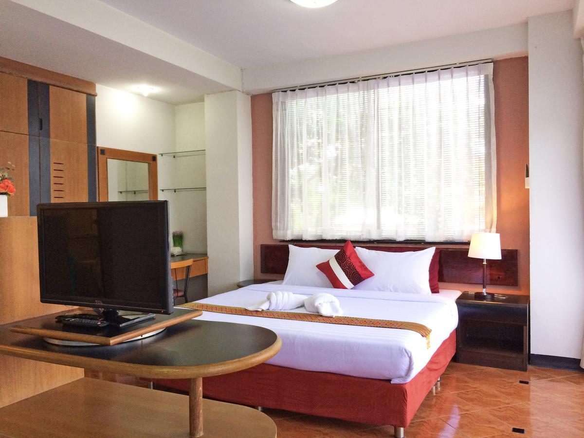 Hotel Moonlight House à Nakhon Ratchasima Extérieur photo